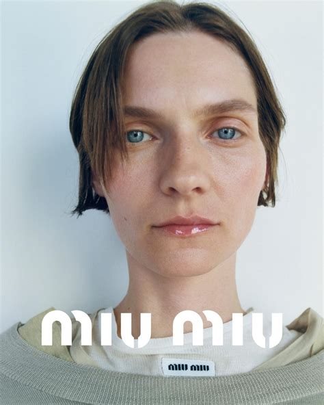 zoe ghertner miu miu
